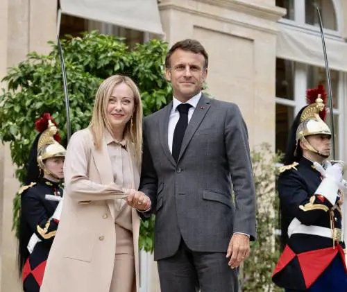 Parigi mette le mani avanti: "Già fornito tutto all'Italia ma pronti a collaborare"