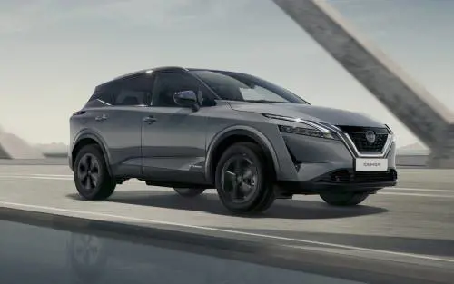 Nissan Qashqai e-POWER 90° Anniversario, l’ibrida rivoluzionaria diventa un’edizione limitata