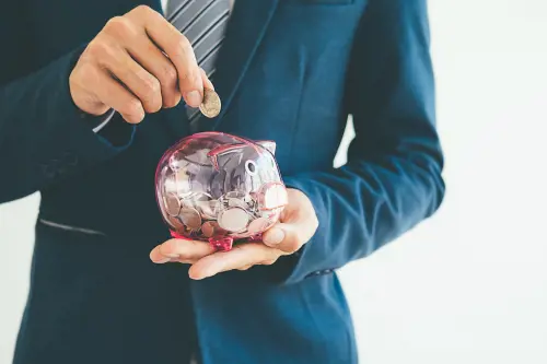 Un buono postale come idea regalo. La rendita per i minori arriva al 6%