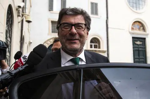 S&P cambia idea: "Il Pil dell'Italia crescerà dell'1%". Migliora l'Eurozona