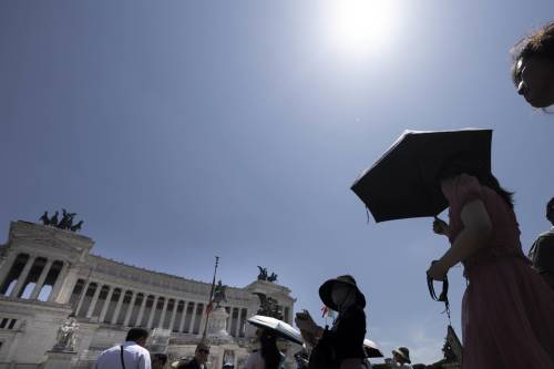 Allarme caldo: in Italia nel 2022 18mila morti. "Primi nell'Ue"