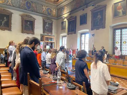 Una seduta del consiglio comunale di Prato