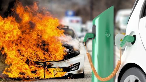 Auto esplode in strada: è elettrica