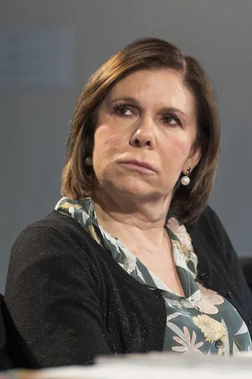 Bianca Berlinguer: "Pretese da Renzi". Lui la querela