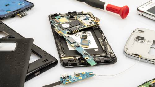 Gli smartphone e i laptop potranno essere riparati a casa