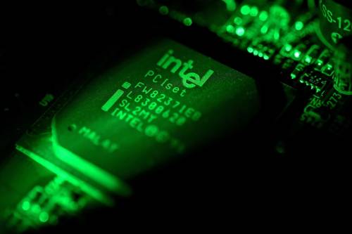 Colossi Usa alla conquista dell'Europa: parte la battaglia su chip e cloud