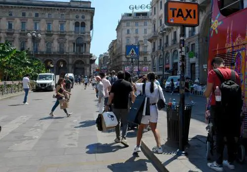 Sala: "A Milano servono almeno altre mille nuove licenze di taxi"