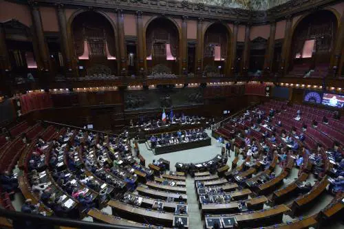 Consulta, la sinistra prova a restare unita: non parteciperà al voto