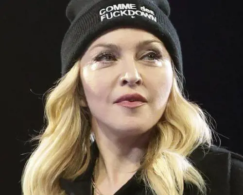 "Fragile ed esausta...". Il retroscena su Madonna prima del ricovero