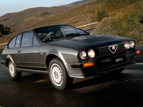  Alfa Romeo GTV6, una coupé per domarle tutte