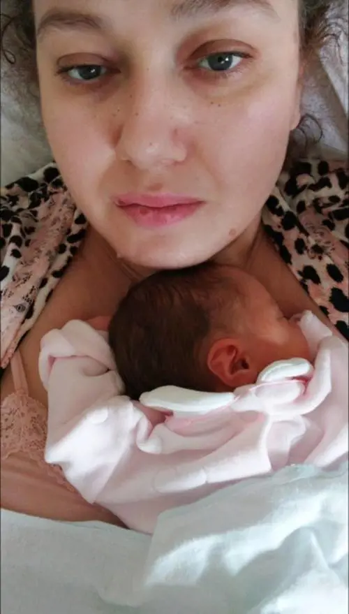"Siamo coraggiose". Gravidanza fuori dall'addome, salve mamma e bimba a Torino