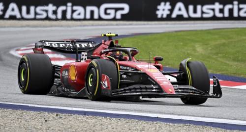 F1, doccia gelata sulla Ferrari. Ricorso accolto, Sainz perde due posizioni