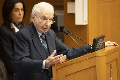 Amato, proposta choc: "L'Ue riconosca il diritto d'asilo a chi fugge per fame"