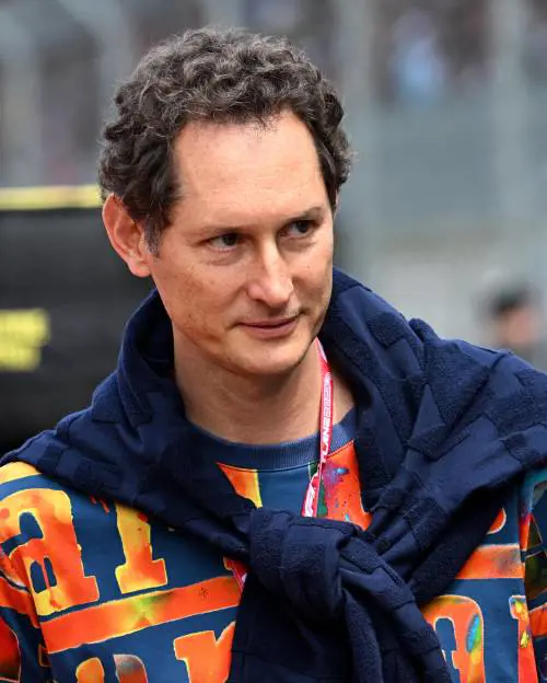 Elkann lascia il vertice della cassaforte