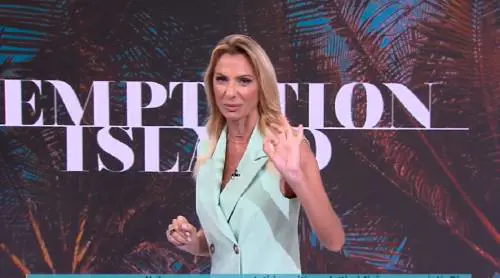 "Ce la puoi fare". La gaffe in diretta scatena Filippo Bisciglia