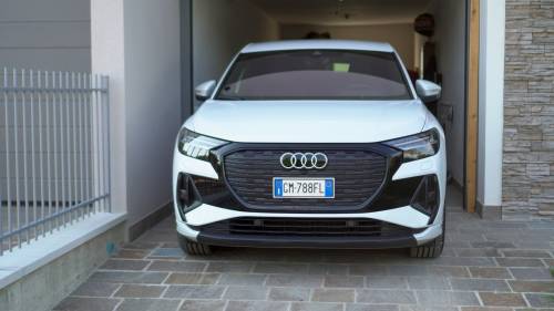 Auto elettriche in autostrada: 300 km senza ricaricare con Audi Q4 Sportback 50 e-tron quattro