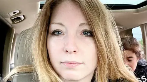 Chi era Victoria Amelina, la scrittrice ucraina morta nel raid russo a Kramatorsk