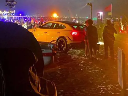 "Festa mai autorizzata". L'ira del sindaco di Forte dei Marmi per il party dei vip