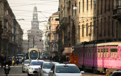 Auto Euro 6 diesel e benzina: fino a quando possono circolare? I divieti in queste città