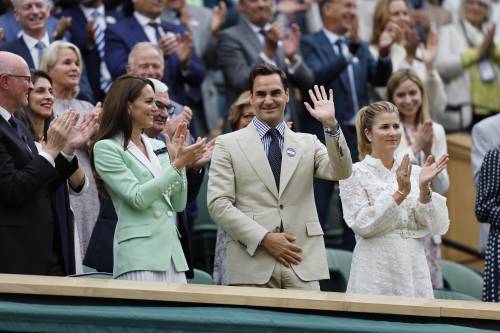 Roger Federer a sorpresa a Wimbledon (insieme a Kate)