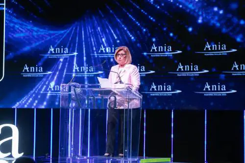 "Patto Stato-compagnie su danni e previdenza"