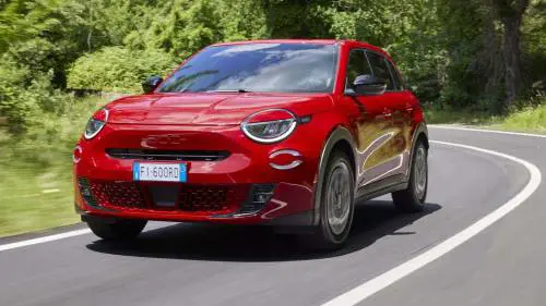 Fiat 600, caratteristiche e segreti del nuovo crossover