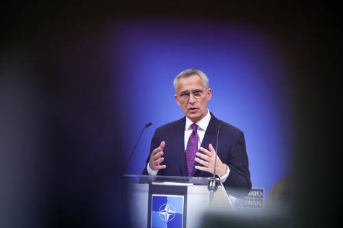 L'ultima missione della Nato: cosa c'è dietro la riconferma di Stoltenberg