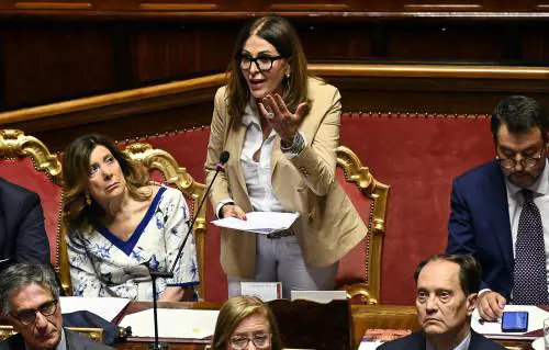 Processo al Senato: il giorno di Santanchè "Mozione insensata"