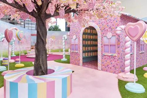 “Candy World Experience” per immergersi nel magico mondo delle caramelle 
