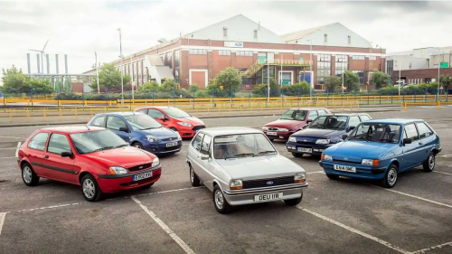 Ford Fiesta, addio all’iconica citycar: la storia delle sue 7 generazioni