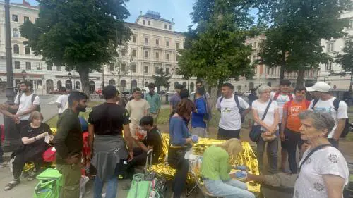 Rotta balcanica, migranti fantasma, accoglienza diffusa: la ricetta flop della sinistra buonista