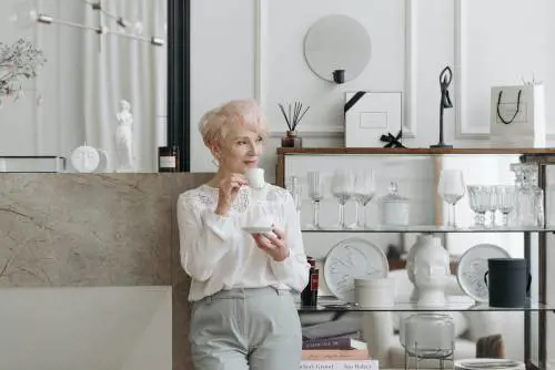 Post menopausa, che cos’è, i sintomi e i rimedi