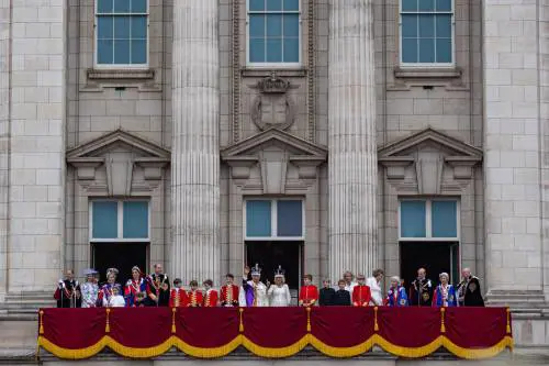 “Piena di fazioni”. La verità sulla royal family: è davvero così unita come sembra?