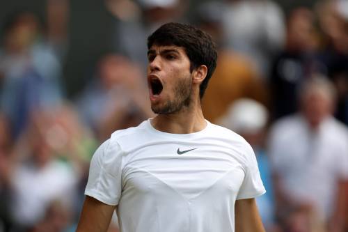 Wimbledon, tutto facile per Alcaraz contro Rune: il numero 1 conquista la semifinale
