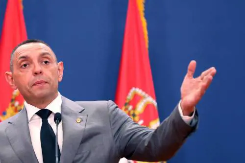 Gli Usa sanzionano il capo degli 007 serbi. "Facilita le attività tossiche della Russia"