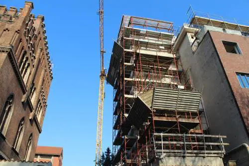 Furti in condominio tramite i ponteggi, ecco chi deve pagare i danni