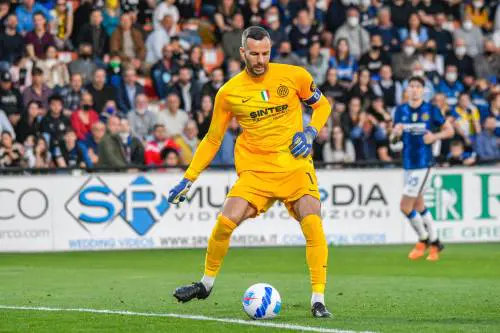 "Triste e amareggiato ma felice...". Handanovic saluta l'Inter