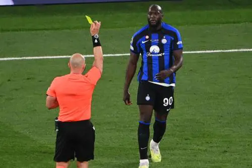 "Quando l'odio non funziona...". A chi si riferisce Lukaku?