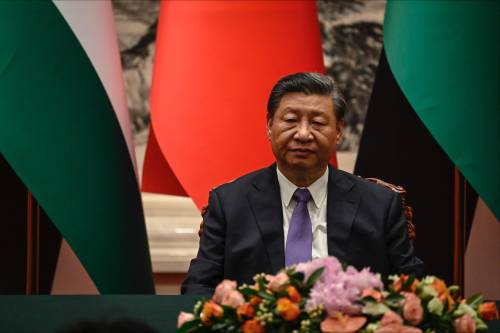 "Xi è pronto a ordinare l'attacco a Taiwan per coprire questa crisi"