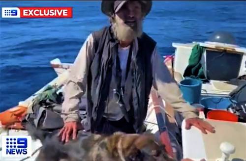 Tre mesi alla deriva nell'Oceano: l'incredibile salvataggio di Tim e del cane Bella