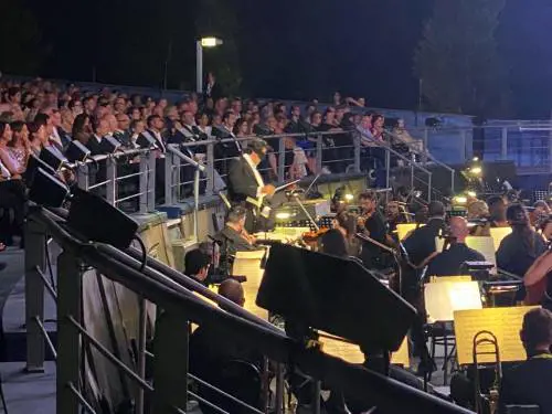 "Vendetta politica". Il maestro Veronesi tuona dopo il licenziamento alla Boheme "rossa"