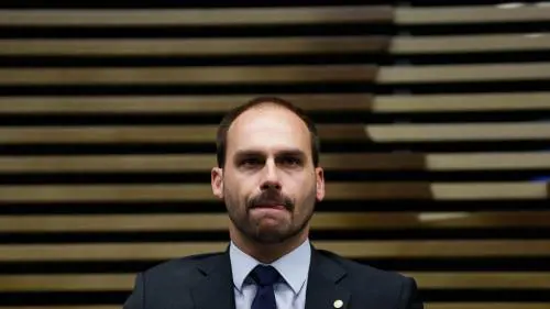 Svolta in Brasile: la Suprema Corte apre il processo contro Eduardo Bolsonaro