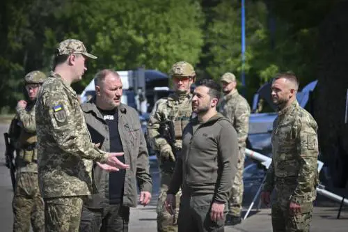 Nato, Biden e Zelensky prigionieri di un circolo vizioso