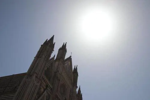 L'ultima clava della sinistra che accusa i "negazionisti"