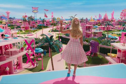 Perché vedere al cinema il film su Barbie? Ecco i 5 motivi fondamentali 