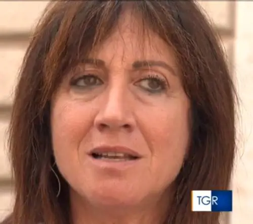 Per 27 anni lotta per il figlio disabile. Ma perde la causa e paga i danni