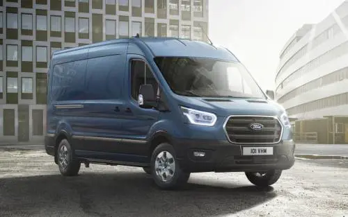 Ford Transit ed E-Transit, in arrivo nuovi aggiornamenti tecnologici