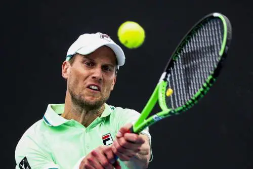 "Spero tua madre muoia di cancro". Le ingiurie choc contro il tennista Maestrelli