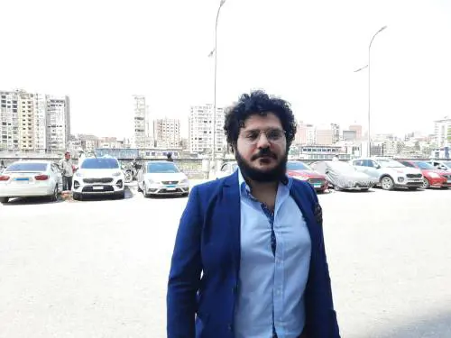 Al Sisi concede la grazia a Zaki. E gli 007 lo riportano in Italia