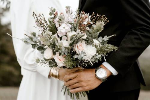 Pranzo di nozze da 8mila euro, ma i novelli sposi non pagano e fuggono in Germania